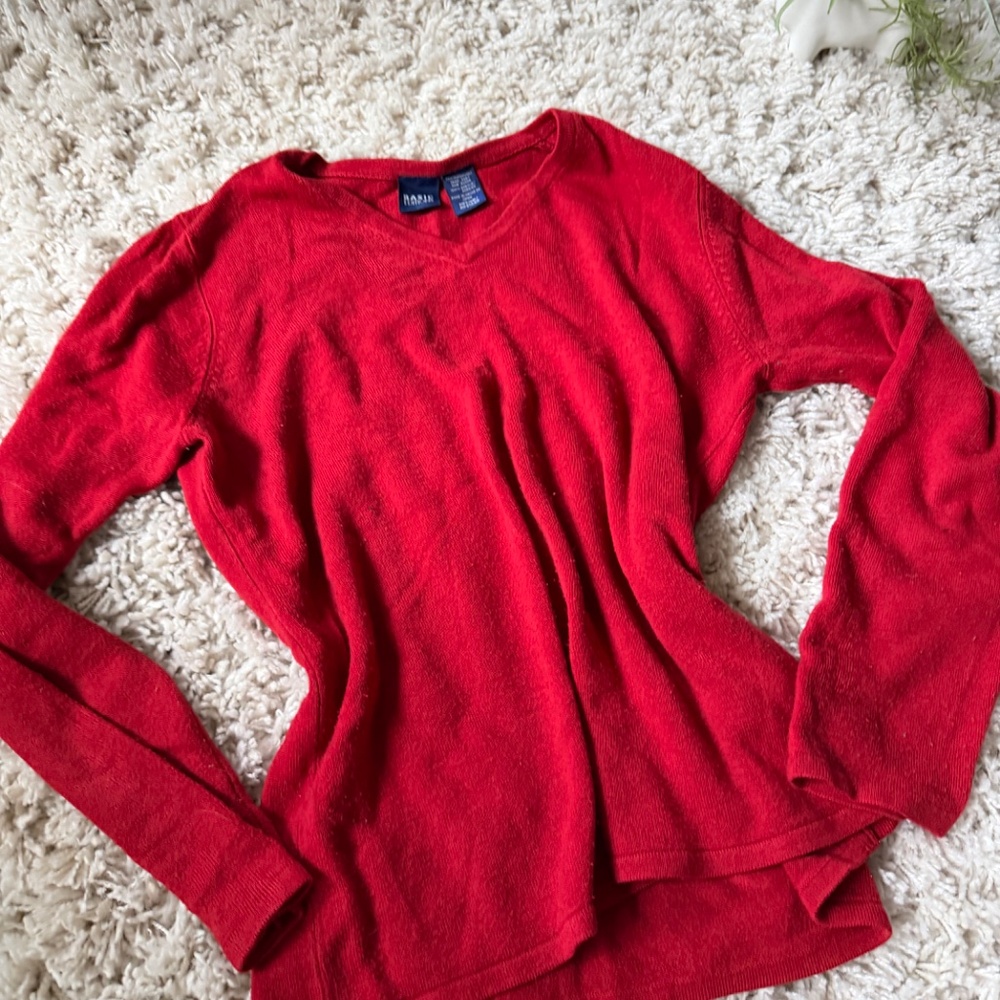 Chic Basic Editions Classic Red V-Neck Super Soft… - image 3